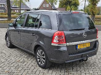 Opel Zafira 7 SEAT 1.8 16V Ecotec MPV  Benzine 1.796cc 103kW (140pk) FWD picture 4