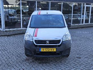 Peugeot Partner 1.6 BlueHDI 75 Bestel  Diesel 1.560cc 55kW (75pk) FWD picture 2