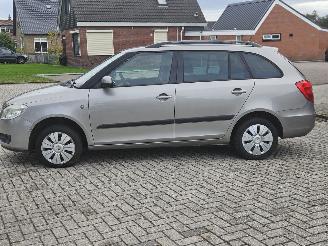 Skoda Fabia 1.4i 16V LPG Combi/o 4Dr Benzine 1.397cc 63kW (86pk) FWD picture 9