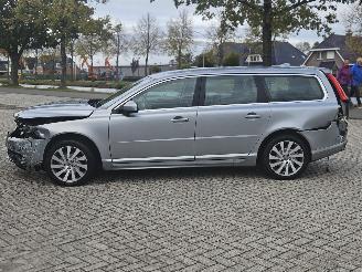 Volvo V-70 2.0 D3 20V Combi/o  Diesel 1.984cc 120kW (163pk) FWD picture 4