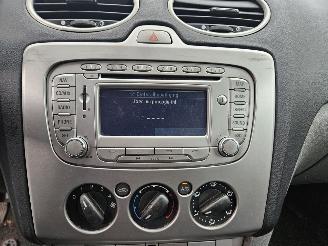 Ford Focus 1.6 TDCi 16V 110 Combi/o  Diesel 1.560cc 80kW (109pk) FWD picture 11