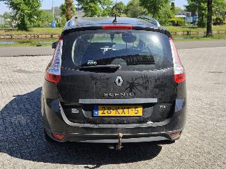 Renault Scenic 1.4 16V TCe 130 MPV  Benzine 1.397cc 96kW (131pk) FWD picture 4