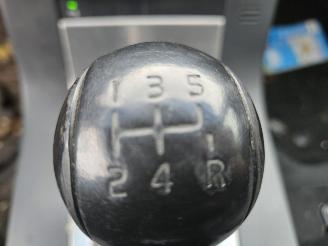 Volvo V-70 2.0 16V Combi/o  Benzine 1.999cc 107kW (145pk) picture 12