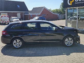 Peugeot 308 1.6 BlueHDi 120 Combi/o 4Dr Diesel 1.560cc 88kW (120pk) FWD 2014-03/2021-06 (LCBHZ) DV6FC; BHZ picture 9