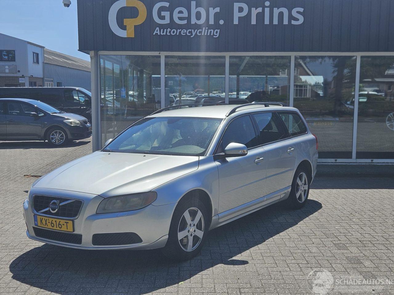 Volvo V-70 2.5 T LPG 20V Combi/o  Benzine 2.521cc 170kW (231pk)