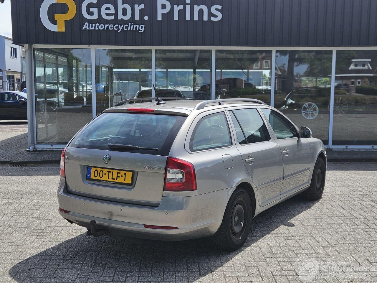 Skoda Octavia 1.6 TDI Greenline Combi/o 4Dr Diesel 1.598cc 77kW (105pk) FWD