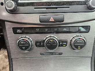 Volkswagen Passat 1.6 TDI 16V Bluemotion Combi/o  Diesel 1.598cc 77kW (105pk) FWD picture 12