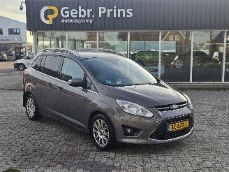 skadebil auto Ford Grand C-Max 1.6 TDCi 7-PERS 16V MPV  Diesel 1.560cc 85kW (116pk) FWD 2014/7