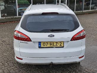 Ford Mondeo 1.6 Ti 16V Combi/o  Benzine 1.596cc 92kW (125pk) FWD picture 2