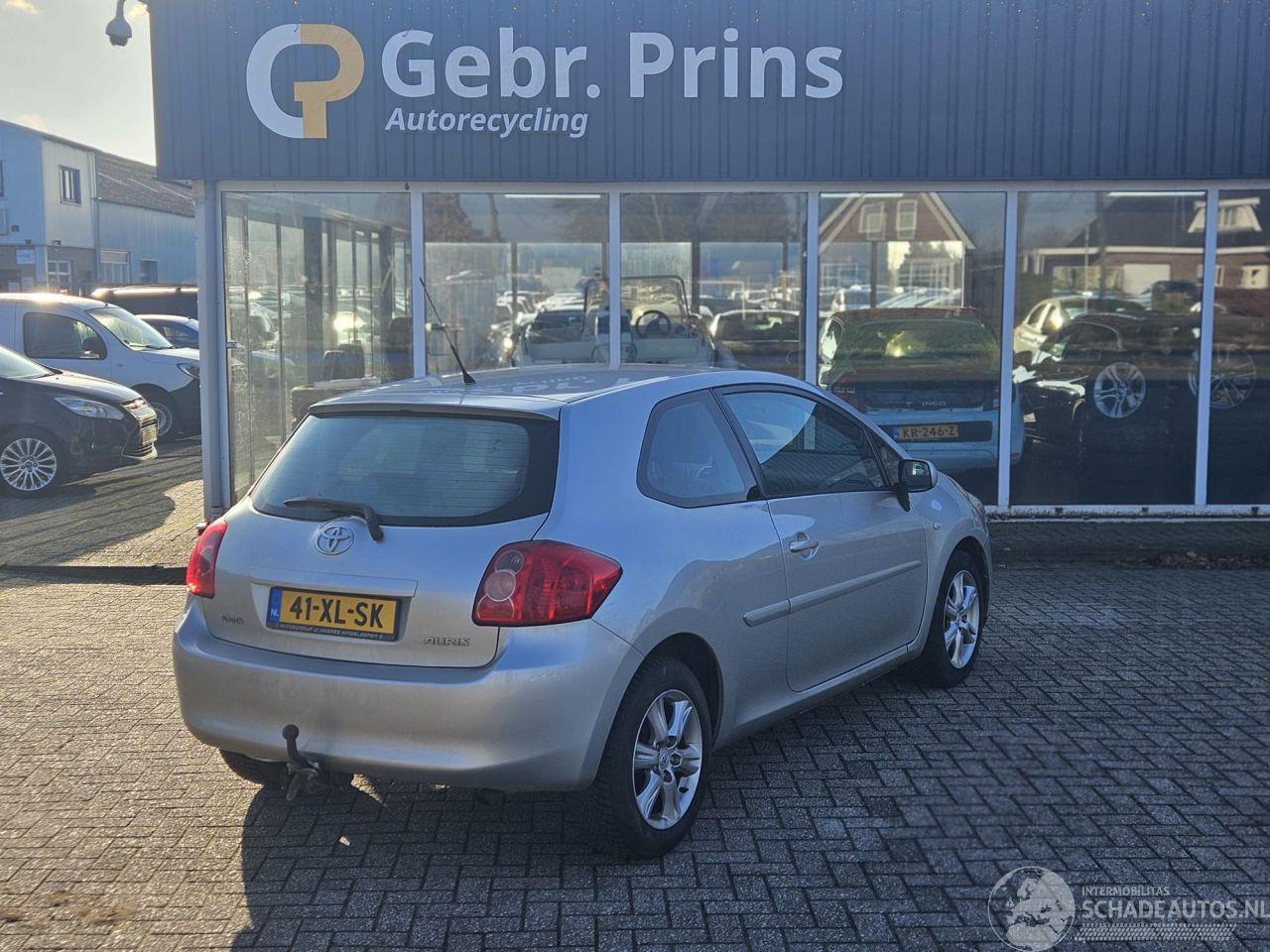 Toyota Auris 1.6 Dual VVT-i 16V Hatchback  Benzine 1.598cc 91kW (124pk) FWD