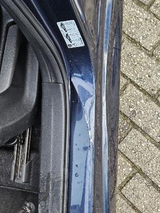 Mazda 3 2.0 SkyActiv-G 16V Hatchback  Benzine 1.997cc 88kW (120pk) FWD picture 9