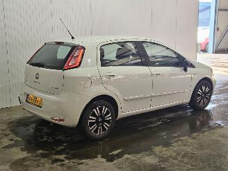 uszkodzony samochody osobowe Fiat Punto 0.9 TwinAir Hatchback  Benzine 875cc 63kW (86pk) FWD 2012/5