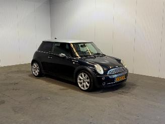 Vaurioauto  passenger cars Mini Mini 1.6 COOPER Park lane 2006/9