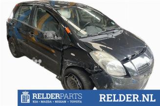 Toyota Yaris Yaris II (P9), Hatchback, 2005 / 2014 1.3 16V VVT-i picture 8