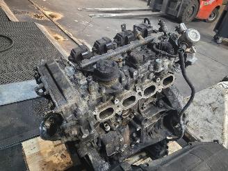 Vrakbiler auto Mercedes C-klasse C-350  HYBRIDE   2.0 16V  205 KW 2015/4