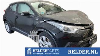 demontáž osobní automobily Toyota C-HR C-HR (X1,X5), SUV, 2016 1.8 16V Hybrid 2019/7