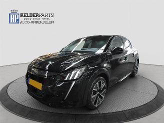 damaged passenger cars Peugeot 208 1.2 GT LINE PURE TECH 2020/8