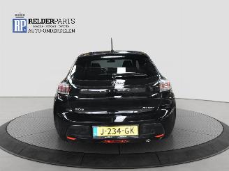 Peugeot 208 1.2 GT LINE PURE TECH picture 4