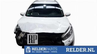 Vrakbiler auto Kia Cee d Cee'd Sportswagon (JDC5), Combi, 2012 / 2018 1.4i 16V 2017/7