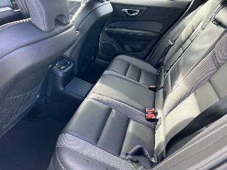 Volvo V-60 2.0 T6 Plug-in hybrid AWD Plus Dark picture 28