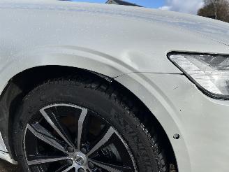 Volvo V-60 2.0 T6 Plug-in hybrid AWD Plus Dark picture 11