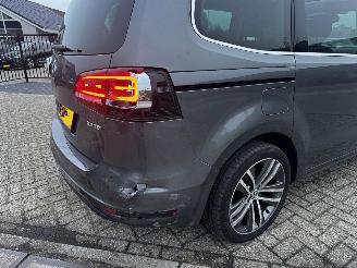 Volkswagen Sharan 2.0 TDI Highline Pano 7p picture 22