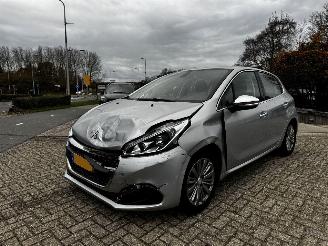 Peugeot 208 1.2 Allure 26.169 KM !! picture 4