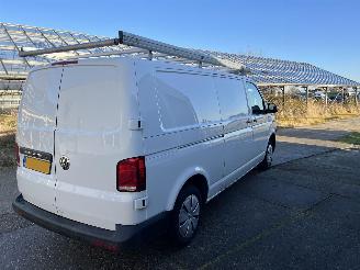 Volkswagen Transporter 2.0 TDI L2H3 28 picture 9