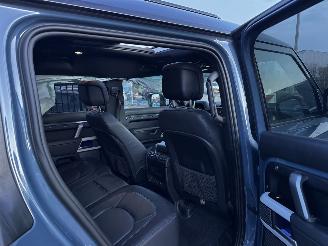 Land Rover Defender 2.0 P400e 110 X-Dynamic picture 7