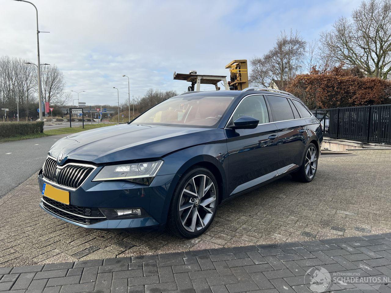 Skoda Superb Combi - 1.4 TSI ACT Style Business