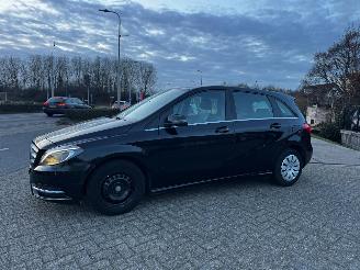 Mercedes B-klasse 180 Ambition | 55.872 KM !! 1e eigenaar! picture 5