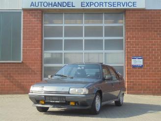 Auto incidentate Citroën BX GTI 16V 108kw/146pk Leer, El. schuifdak, Metallic 1989/4