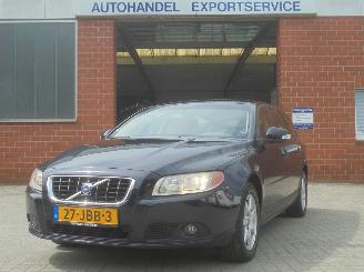 Coche accidentado Volvo V-70 2.0D Limited Edition 136pk, Navi, Leer, Climate & Cruise control 2009/4