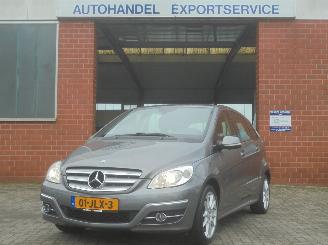 Auto incidentate Mercedes B-klasse B 170 Business Class, Navi, Cruise, Airco, PDC, Trekhaak 2009/6
