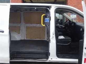 Mercedes Vito 110 CDI Functional Lang, Airco, Cruise, Lane assist, PDC, Camera picture 6