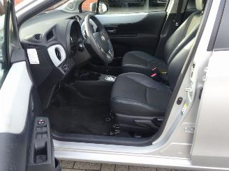 Toyota Yaris 1.5 Full Hybrid Dynamic, Panorama, Climate & Cruise, Navi, PDC picture 10