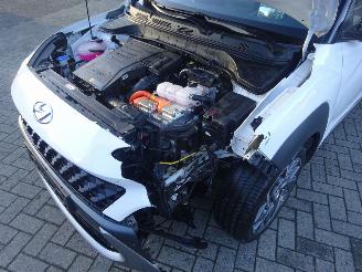 Hyundai Kona Prime 1.6i Hybride Automaat, Head-up, Navigatie, DAB+, Adaptive cruise picture 26