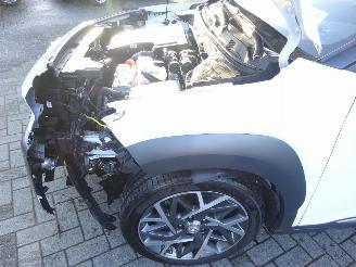 Hyundai Kona Prime 1.6i Hybride Automaat, Head-up, Navigatie, DAB+, Adaptive cruise picture 28