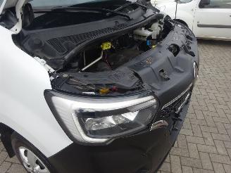 Renault Master 2.3 DCI 100kw Euro6, Airco picture 11