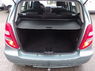 Mercedes A-klasse A 170 Elegance, Airco, Stoelverw., El pakket, Trekhaak picture 9