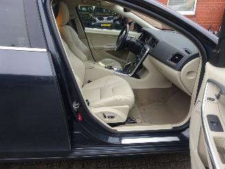 Volvo V-60 D6 AWD Plugin-Hybrid Summum, Leder, Schuifdak, Navi, Lane assist picture 7