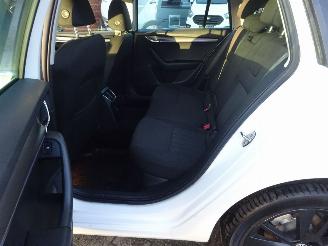 Skoda Octavia Style 2.0 TDI 110kw/150pk, Navi, Climate & Cruise, DAB+, Stoelverw. picture 8