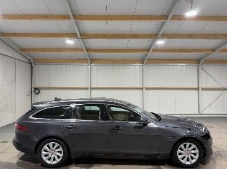 Damaged car Jaguar XF 2.0D 132kW Automaat Camera Prestige Sportbrake 2018/2
