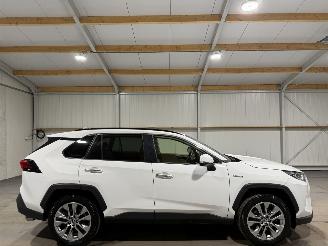 Auto incidentate Toyota Rav-4 2.5 Hybrid 131kW Executive Automaat 2WD 2021/2