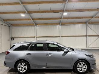 krockskadad bil auto Kia Ceed 1.0T-GDi 88kW Automaat MHEV Dynamicline 2023/1