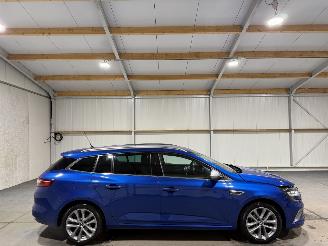 krockskadad bil auto Renault Mégane 1.3TCe 103kW GT-Line 2019/6