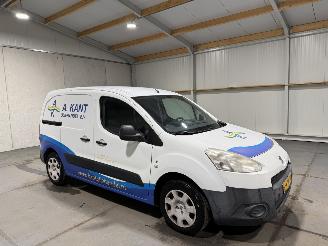 Peugeot Partner 1.6e-HDI 66kW Automaat XT Profit+ 2Tronic picture 2