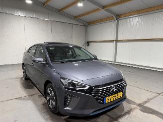 Hyundai Ioniq 1.6GDi 77kW Automaat Premium picture 3