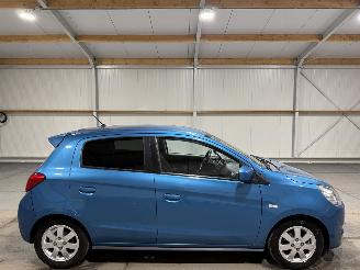 Vaurioauto  passenger cars Mitsubishi Space-star 1.0 52kW Bright ECC 2015/1
