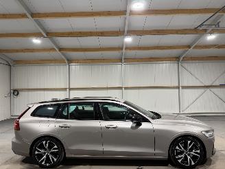 Auto incidentate Volvo V-60 2.0T5 184kW Automaat  R-Design 2019/1